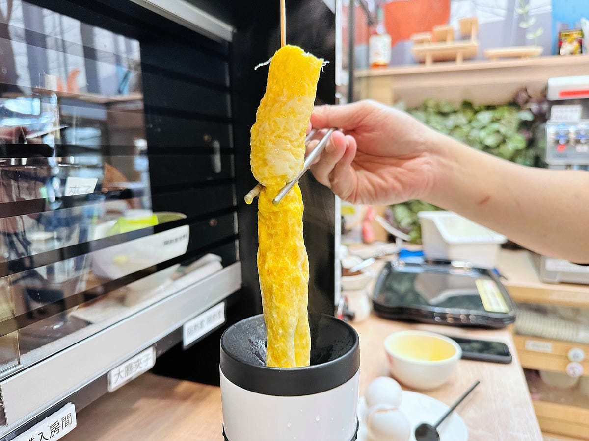 【后麗安心親子時尚旅宿(風自然2館)】台中后里親子民宿推薦!巨型溜滑梯搬進房間裡,超大湯屋泡浪漫玫瑰花瓣浴!