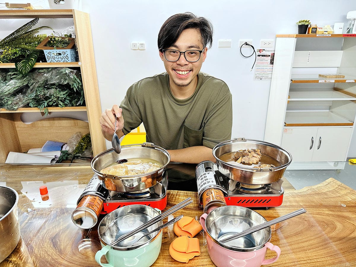 【后麗安心親子時尚旅宿(風自然2館)】台中后里親子民宿推薦!巨型溜滑梯搬進房間裡,超大湯屋泡浪漫玫瑰花瓣浴!