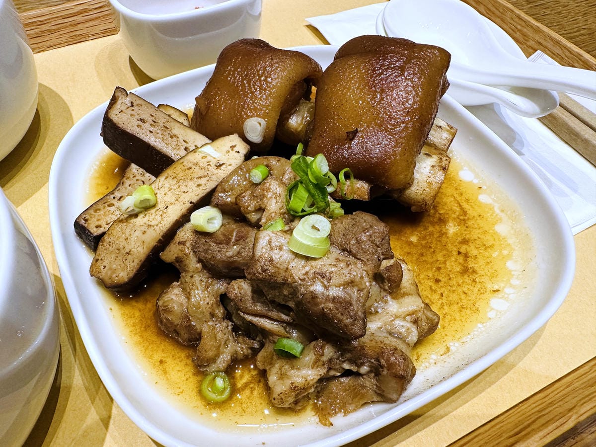 【加油喜事】金鐘女視帝陳亞蘭真情推薦「經典牛肉麵」「滷味」!《食尚玩家購物網》好呷到併軌的澎湃全包組!