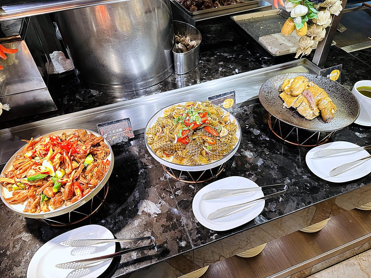 【豐FOOD百匯】台北大直典華《龍蝦之夜》龍蝦&海陸美食吃到飽!超人氣多國料理自助餐buffet任你吃!台北劍南路高CP值美食推薦!