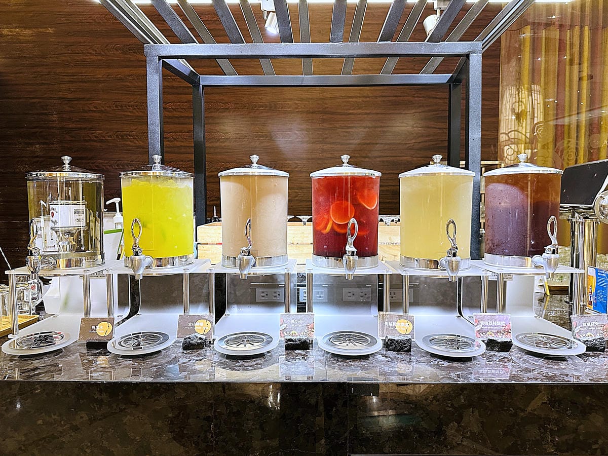 【豐FOOD百匯】台北大直典華《龍蝦之夜》龍蝦&海陸美食吃到飽!超人氣多國料理自助餐buffet任你吃!台北劍南路高CP值美食推薦!