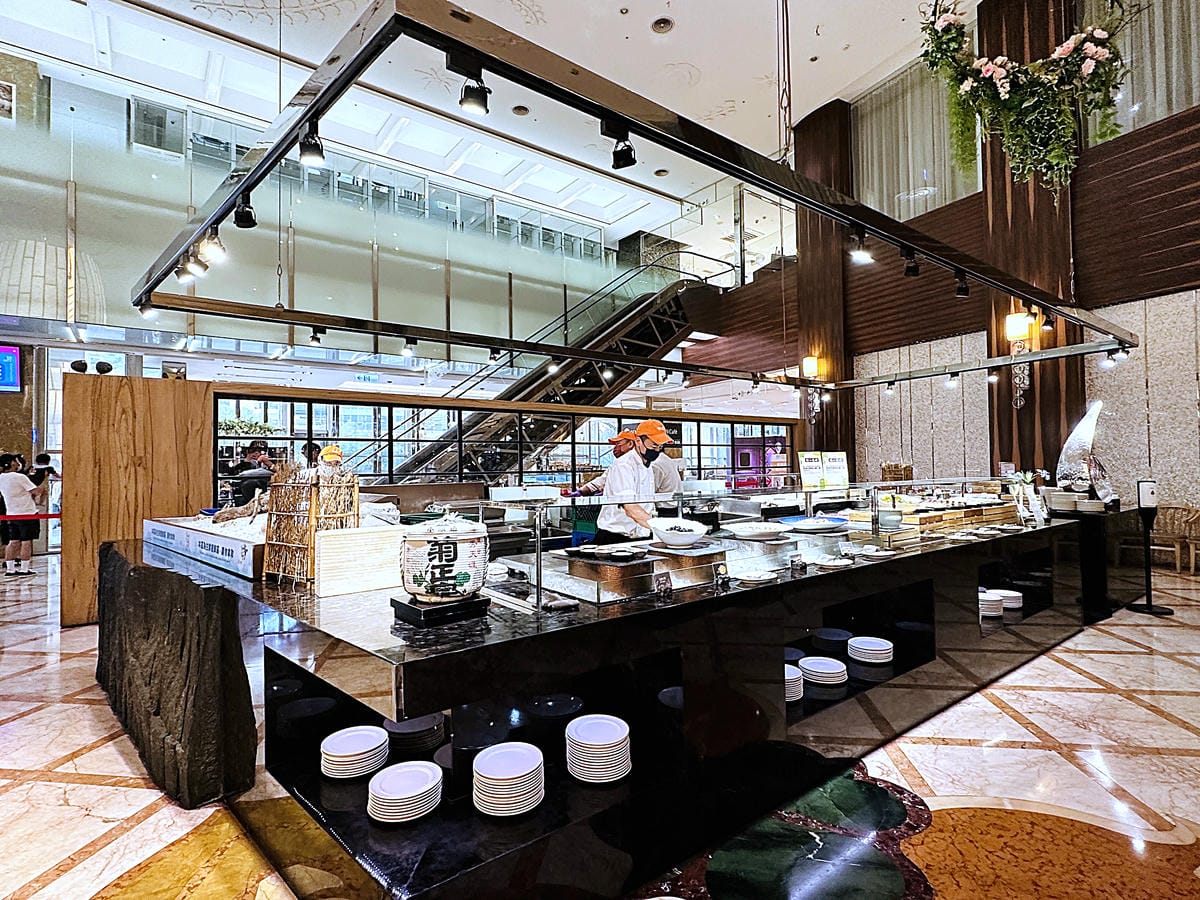 【豐FOOD百匯】台北大直典華《龍蝦之夜》龍蝦&海陸美食吃到飽!超人氣多國料理自助餐buffet任你吃!台北劍南路高CP值美食推薦!