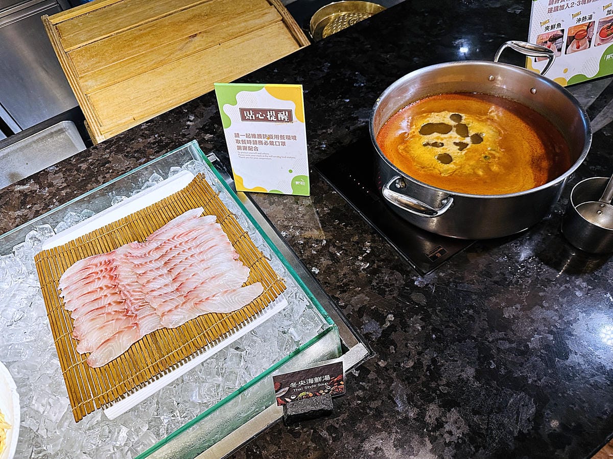 【豐FOOD百匯】台北大直典華《龍蝦之夜》龍蝦&海陸美食吃到飽!超人氣多國料理自助餐buffet任你吃!台北劍南路高CP值美食推薦!