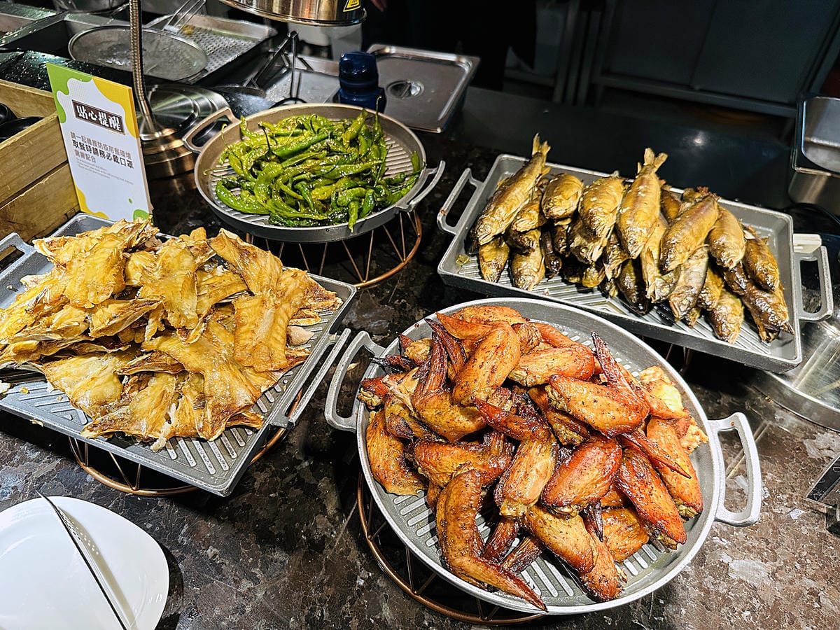 【豐FOOD百匯】台北大直典華《龍蝦之夜》龍蝦&海陸美食吃到飽!超人氣多國料理自助餐buffet任你吃!台北劍南路高CP值美食推薦!