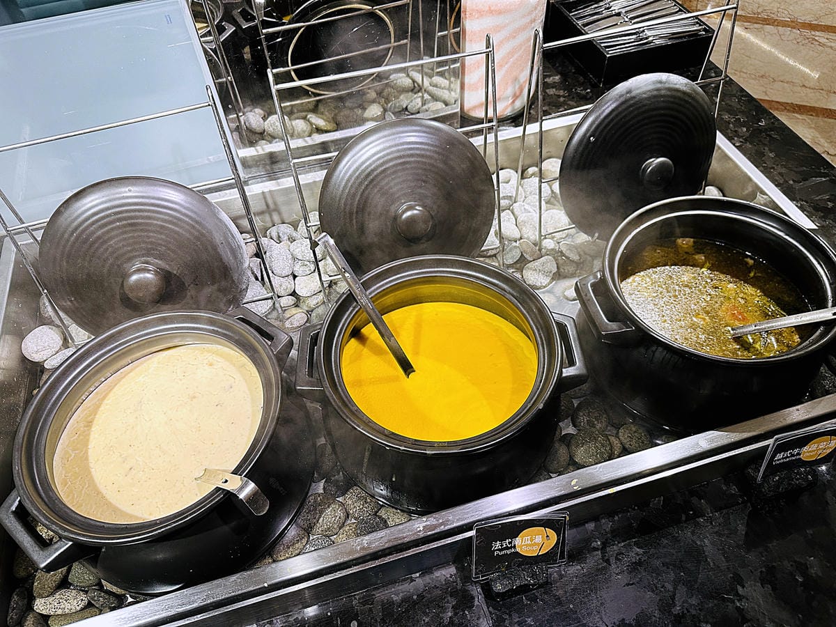 【豐FOOD百匯】台北大直典華《龍蝦之夜》龍蝦&海陸美食吃到飽!超人氣多國料理自助餐buffet任你吃!台北劍南路高CP值美食推薦!