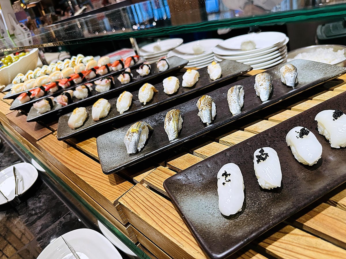 【豐FOOD百匯】台北大直典華《龍蝦之夜》龍蝦&海陸美食吃到飽!超人氣多國料理自助餐buffet任你吃!台北劍南路高CP值美食推薦!