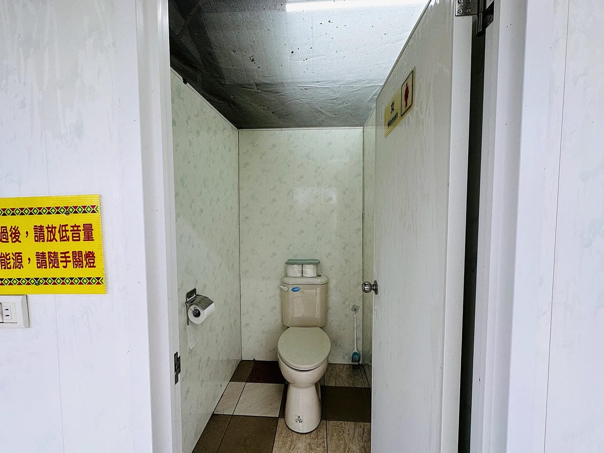 【天梯露營區】宜蘭露營車推薦!最夯最新『諾美締露營車』開箱!宜蘭大同百萬夜景盡收眼底!晚餐BBQ烤肉好歡樂!宜蘭免搭帳免裝備露營!