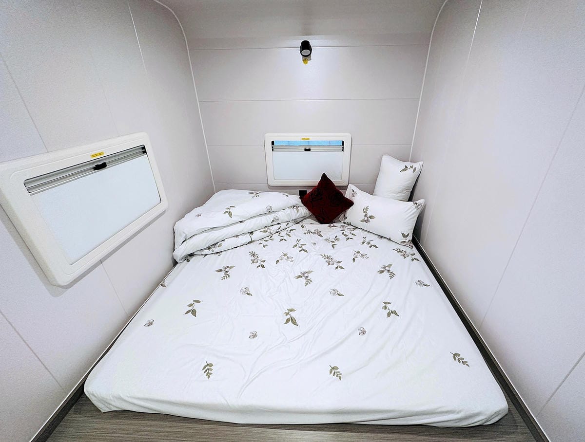 【天梯露營區】宜蘭露營車推薦!最夯最新『諾美締露營車』開箱!宜蘭大同百萬夜景盡收眼底!晚餐BBQ烤肉好歡樂!宜蘭免搭帳免裝備露營!