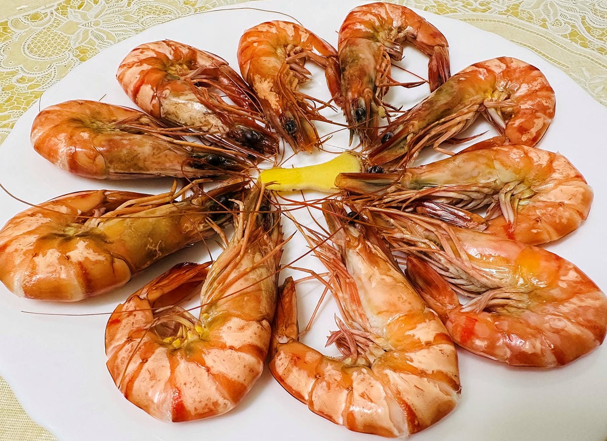 【天梯露營區】宜蘭露營車推薦!最夯最新『諾美締露營車』開箱!宜蘭大同百萬夜景盡收眼底!晚餐BBQ烤肉好歡樂!宜蘭免搭帳免裝備露營!