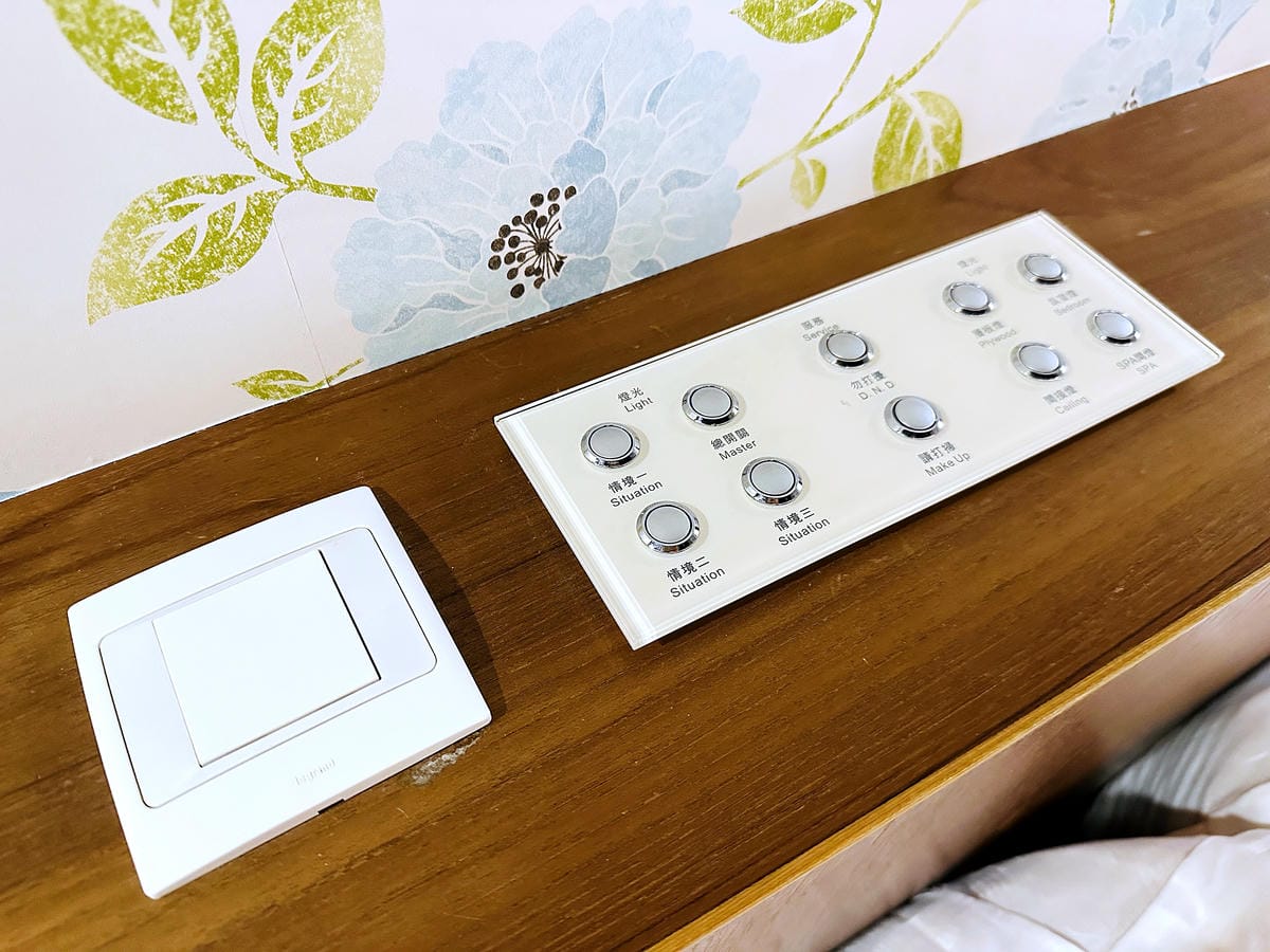 【天下居汽車行館】宜蘭MOTEL住宿推薦!人氣NO.1東方美學主題房型『豪華九間堂』52坪大空間!古裝Cosplay超好玩!