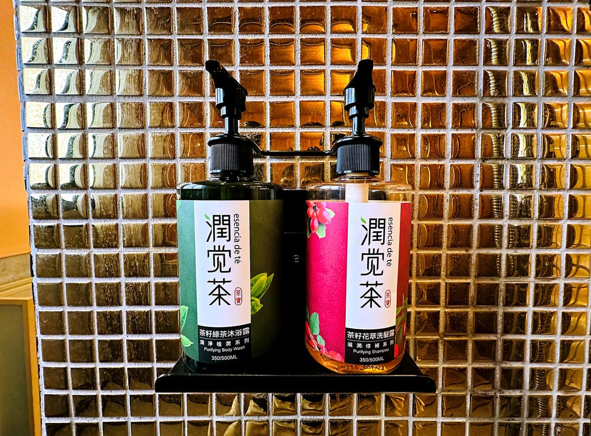 【天下居汽車行館】宜蘭MOTEL住宿推薦!人氣NO.1東方美學主題房型『豪華九間堂』52坪大空間!古裝Cosplay超好玩!