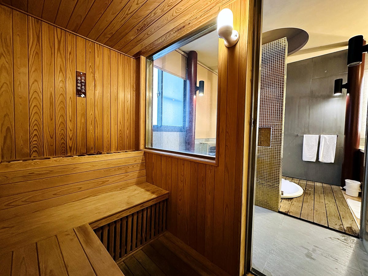 【天下居汽車行館】宜蘭MOTEL住宿推薦!人氣NO.1東方美學主題房型『豪華九間堂』52坪大空間!古裝Cosplay超好玩!