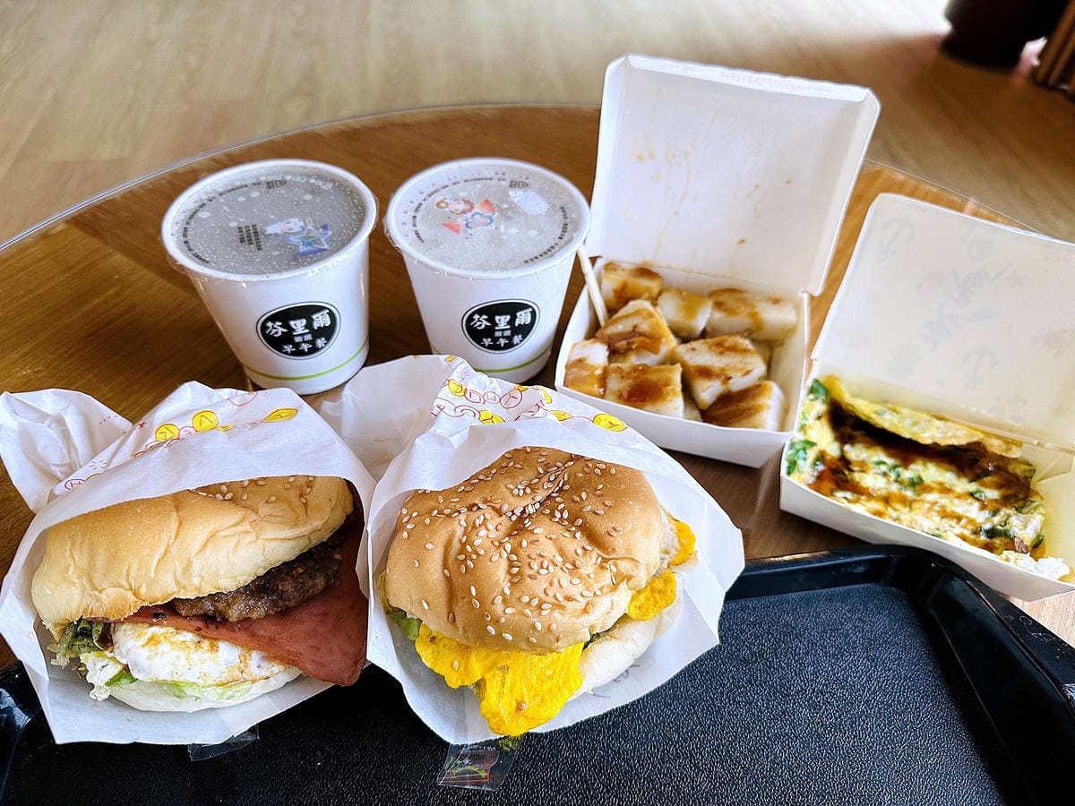 【天下居汽車行館】宜蘭MOTEL住宿推薦!人氣NO.1東方美學主題房型『豪華九間堂』52坪大空間!古裝Cosplay超好玩!