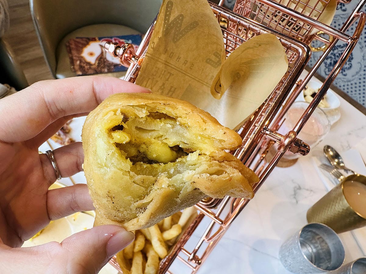 【神燈搓一下3 wishes】台北異國風味料理推薦!好吃又好玩「炸物摩天輪」!巨大「印度薄餅Dosa」經典必吃!讓精靈神燈實現你所有願望!