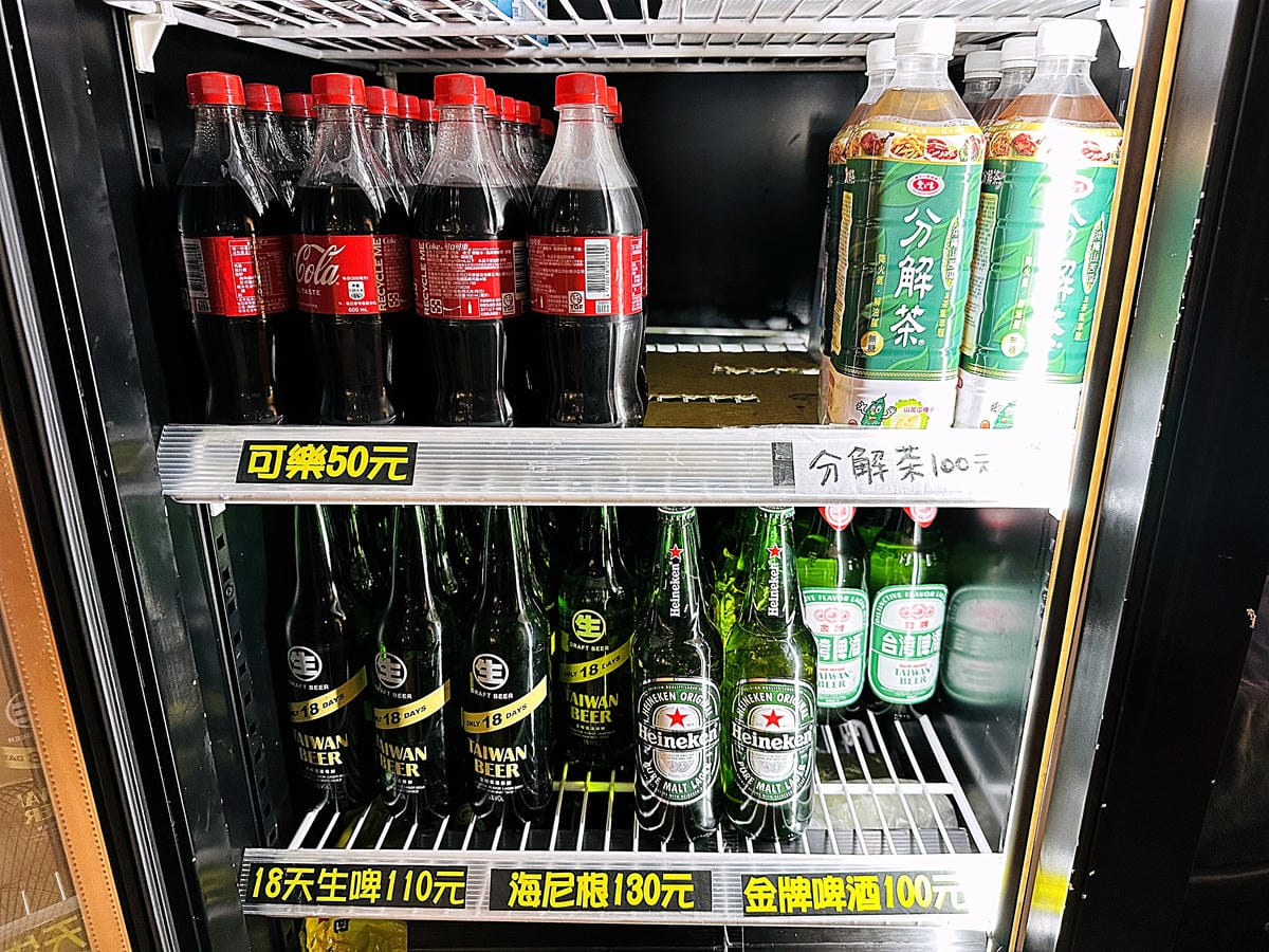 【籤王串麻鍋】四川道地香麻鍋,免費升級蛤蜊膠原蛋白湯!真材實料美味嚕串!超人氣招牌炸物「卜肉酥」「椒酥中卷」必點!台北六張犁美食推薦