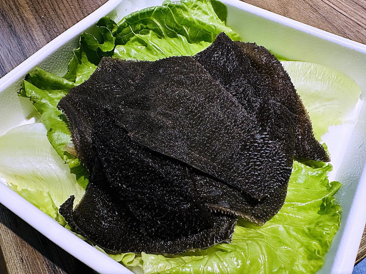 【籤王串麻鍋】四川道地香麻鍋,免費升級蛤蜊膠原蛋白湯!真材實料美味嚕串!超人氣招牌炸物「卜肉酥」「椒酥中卷」必點!台北六張犁美食推薦