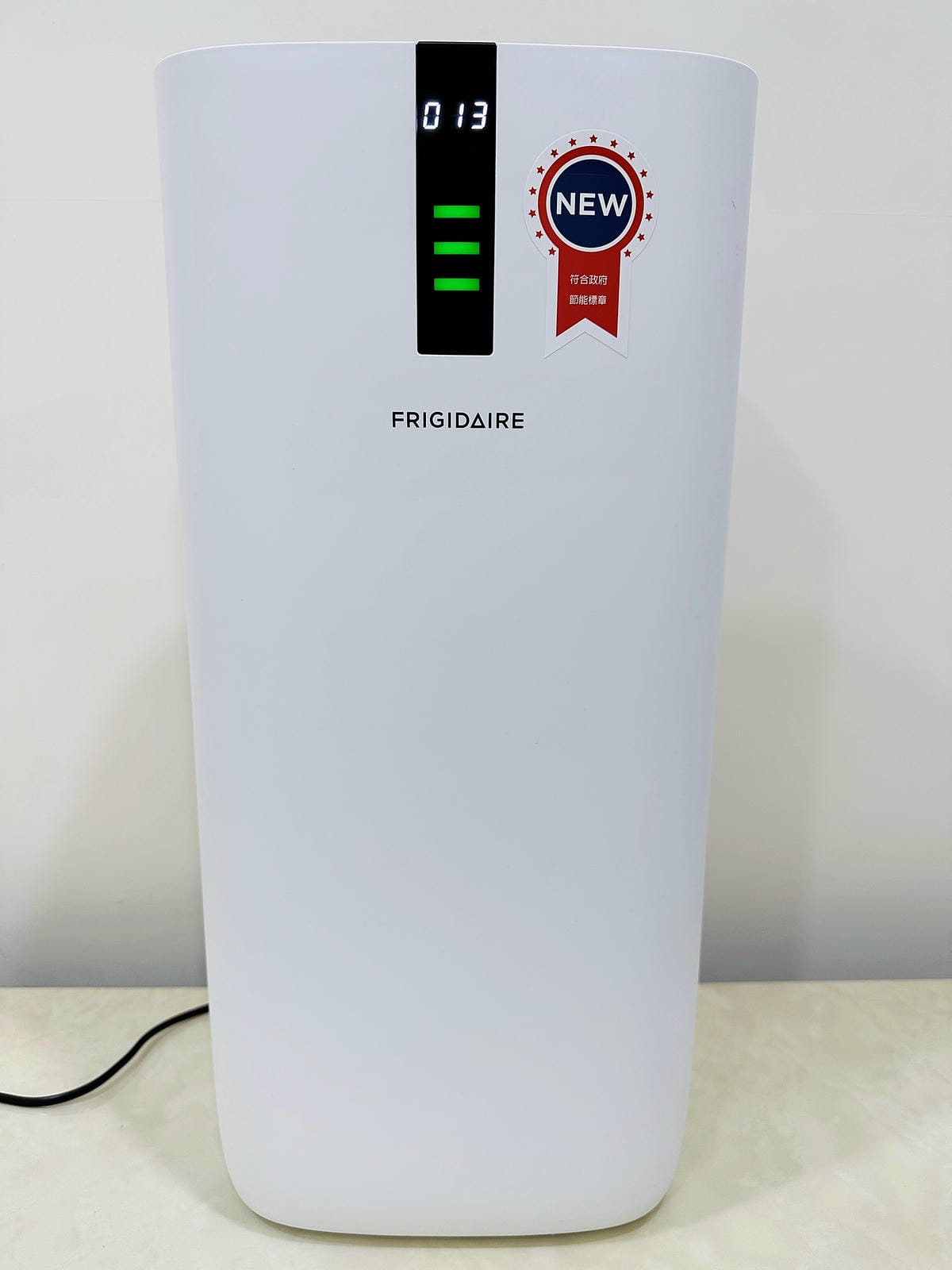 【FRIGIDAIRE富及第】CASR 4.4節能升級款智慧型空氣清淨機FAP-0441HP,負離子雙重過濾,DC直流風扇31段式風速調整,過敏兒救星!隨時把控空氣品質,髒空氣通通一網打盡!