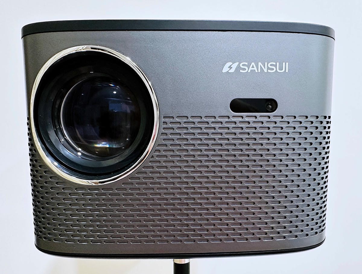 【SANSUI山水】微型行動智慧投影機SPJ-MO開箱!500ANSI高流明白天夜晚都清晰,內建影音平台,支援安卓IOS鏡射,超大投影看電影追劇打電動就是爽!小空間就能擁有絕佳視野享受