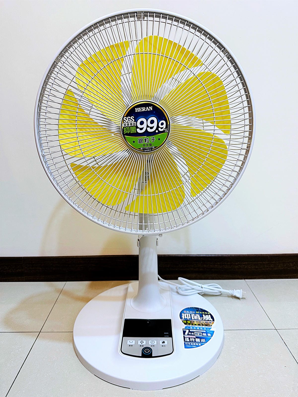 【禾聯家電HERAN】智能變頻禾聯抑菌風扇,奈米銀粒子抑菌扇葉,可遠端遙控超方便! 能夠打擊病菌的電風扇!居家生活實用熱銷家電開箱!