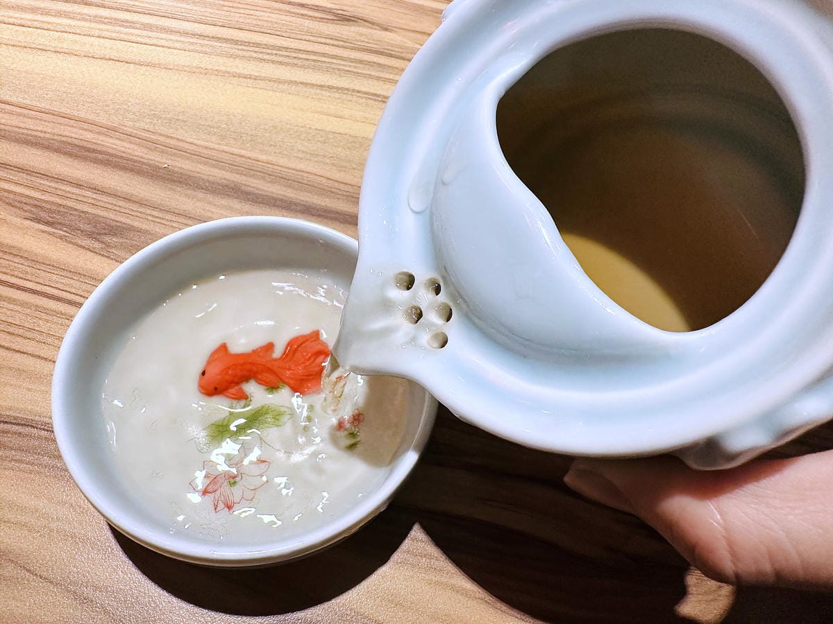 【狸小路燒肉專賣店】基隆超人氣燒肉推薦!激推頂級奢華「日本和牛雙人饗宴」超吸睛華麗九宮格儀式感滿點!嫩滑多汁『日本A5和牛』一吃入魂