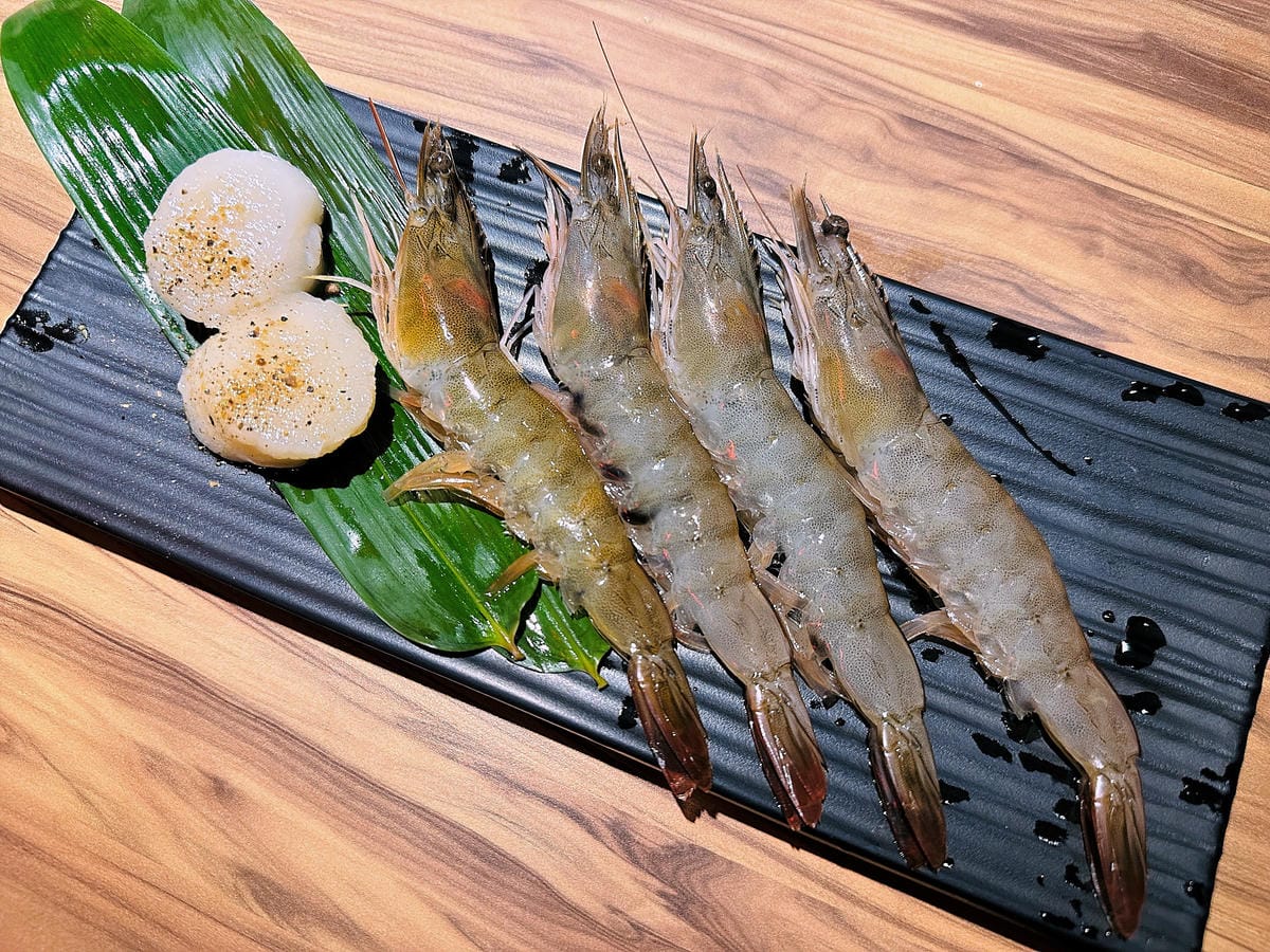 【狸小路燒肉專賣店】基隆超人氣燒肉推薦!激推頂級奢華「日本和牛雙人饗宴」超吸睛華麗九宮格儀式感滿點!嫩滑多汁『日本A5和牛』一吃入魂