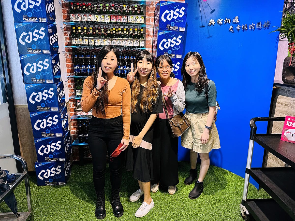 【朋月栻 宗음식含吃一隻雞 土城店】『招牌一隻雞湯』不用遠赴韓國美味經典呈現!超浮誇霸氣海鮮盆挑戰痛風極限!