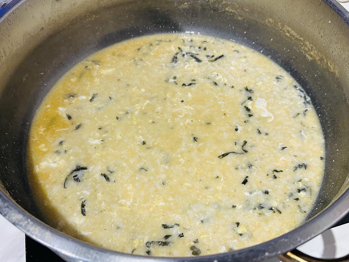 【朋月栻 宗음식含吃一隻雞 土城店】『招牌一隻雞湯』不用遠赴韓國美味經典呈現!超浮誇霸氣海鮮盆挑戰痛風極限!