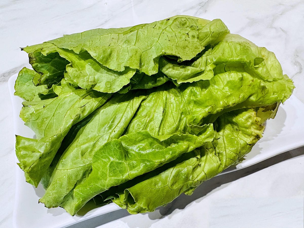 【朋月栻 宗음식含吃一隻雞 土城店】『招牌一隻雞湯』不用遠赴韓國美味經典呈現!超浮誇霸氣海鮮盆挑戰痛風極限!