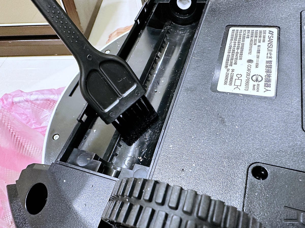 【SANSUI山水】智能掃拖掃地機器人SSR-V88,獨立集塵盒/水箱「清掃吸塵拖地」通通輕鬆搞定!陀螺儀導航不迷路支援google音箱,家中必備智能好夥伴!