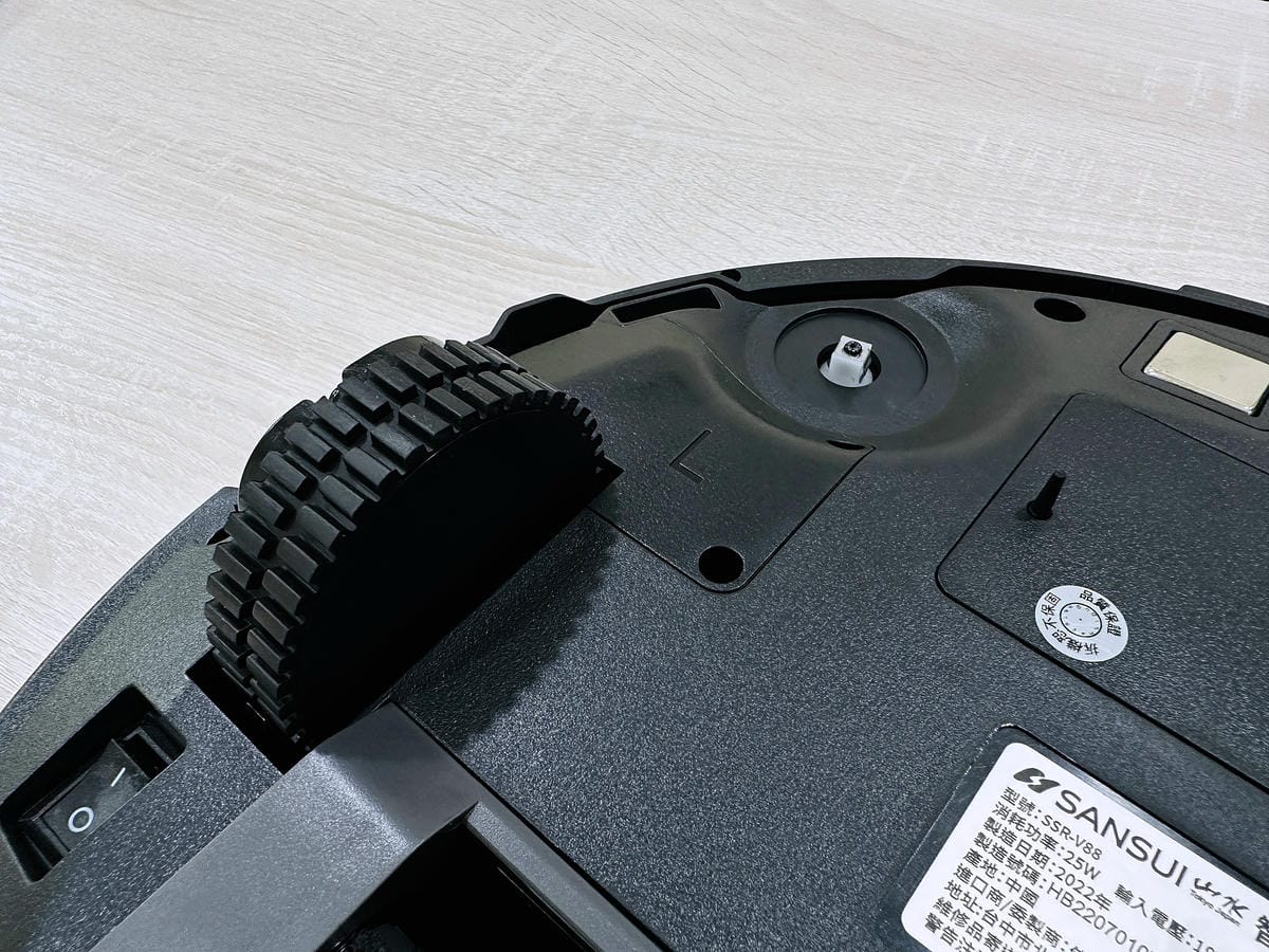 【SANSUI山水】智能掃拖掃地機器人SSR-V88,獨立集塵盒/水箱「清掃吸塵拖地」通通輕鬆搞定!陀螺儀導航不迷路支援google音箱,家中必備智能好夥伴!