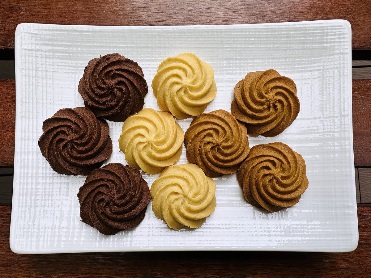 【大耳朵朵】桃園中壢必買伴手禮!你一定沒吃過的『酥』『鬆』『脆』曲奇餅!辦公室人氣團購美食,桃園中壢伴手禮推薦!