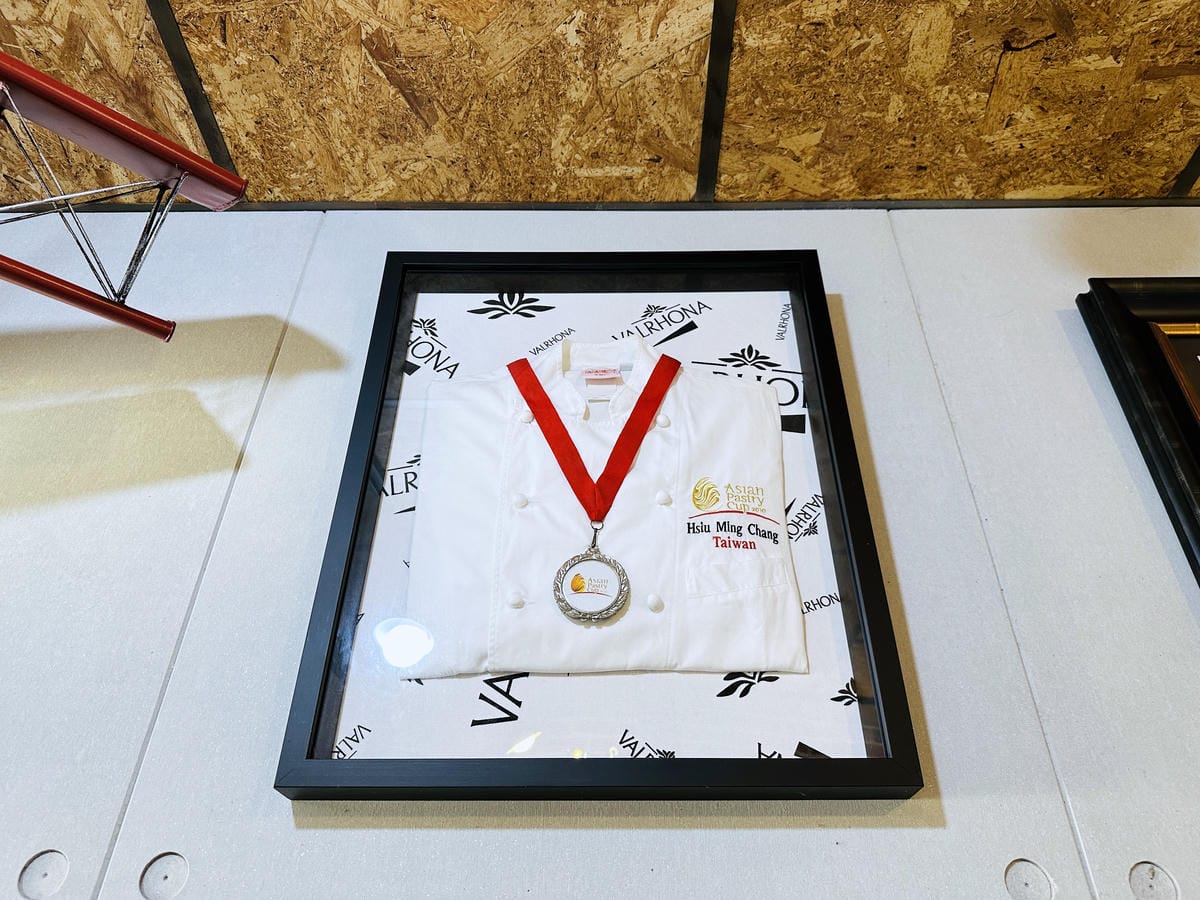 【大耳朵朵】桃園中壢必買伴手禮!你一定沒吃過的『酥』『鬆』『脆』曲奇餅!辦公室人氣團購美食,桃園中壢伴手禮推薦!