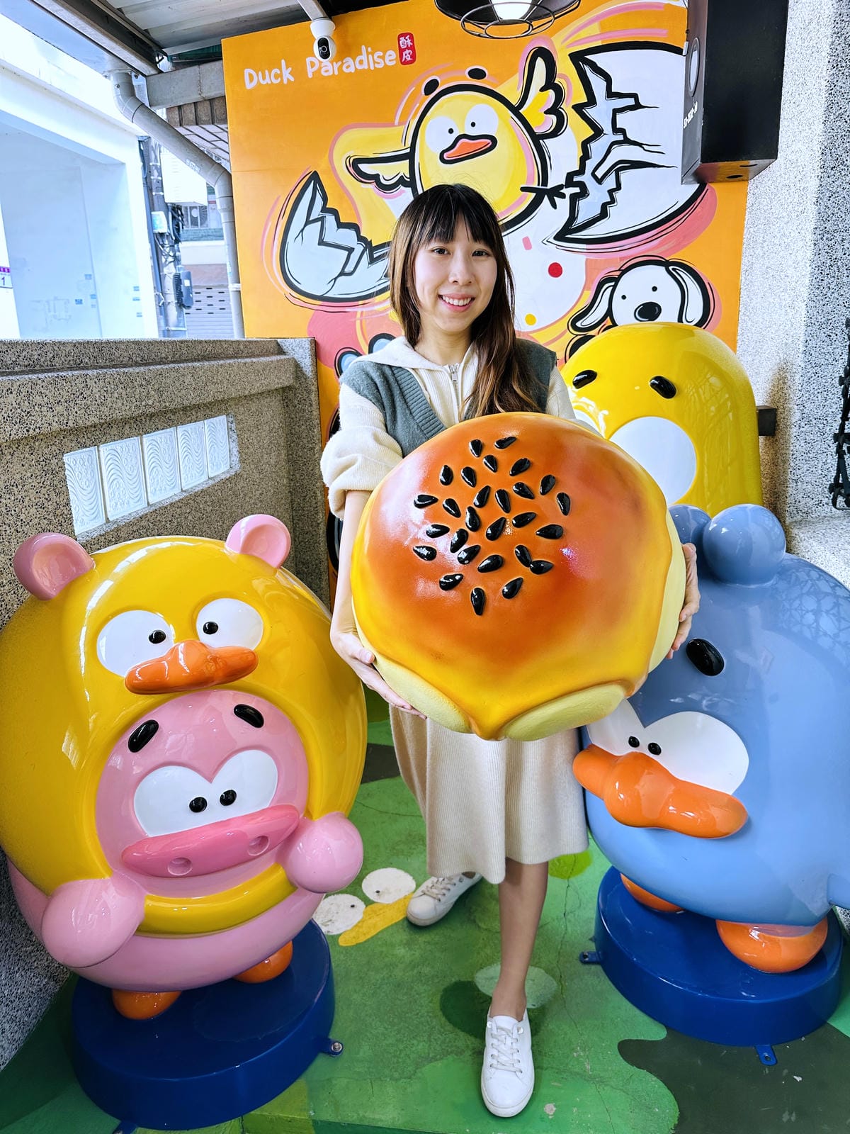 【再來鴨】桃園中壢超人氣伴手禮推薦!「酥皮蛋黃酥、撩妹酥、蛋糕鳳梨酥」通通『酥」到心坎裡!年節禮盒送禮最佳首選