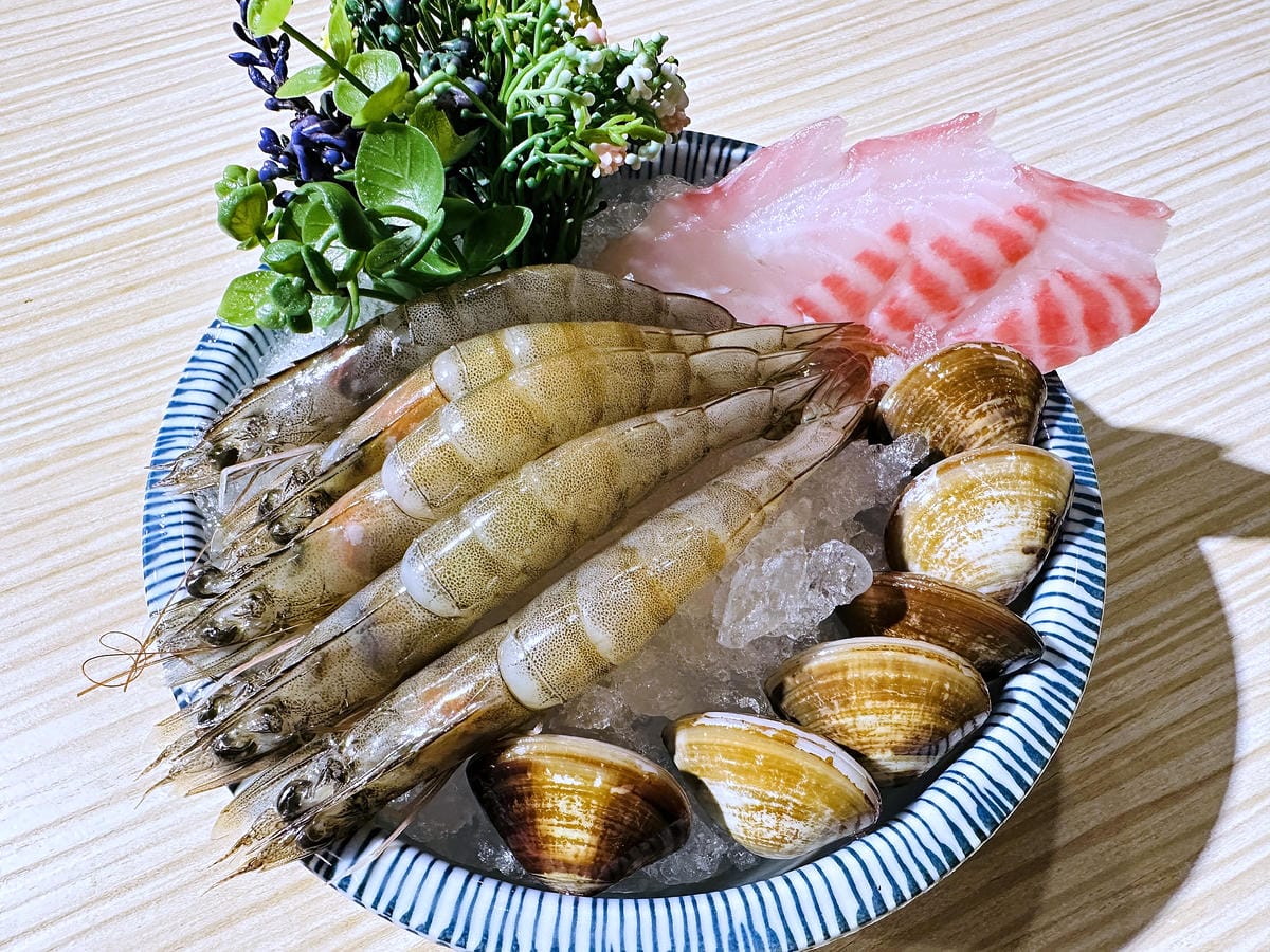 【狂一鍋 北大學成店】外國人來台必吃的台式火鍋,台味十足桌邊