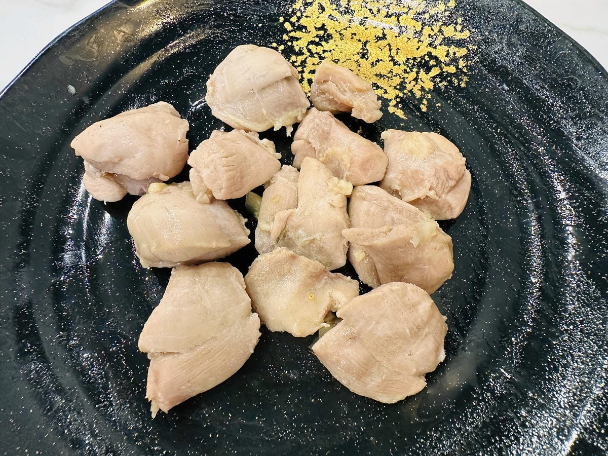 【涮金鍋】桃園火鍋最新口袋必吃名單!招牌黃金雞湯鍋煮什麼都好