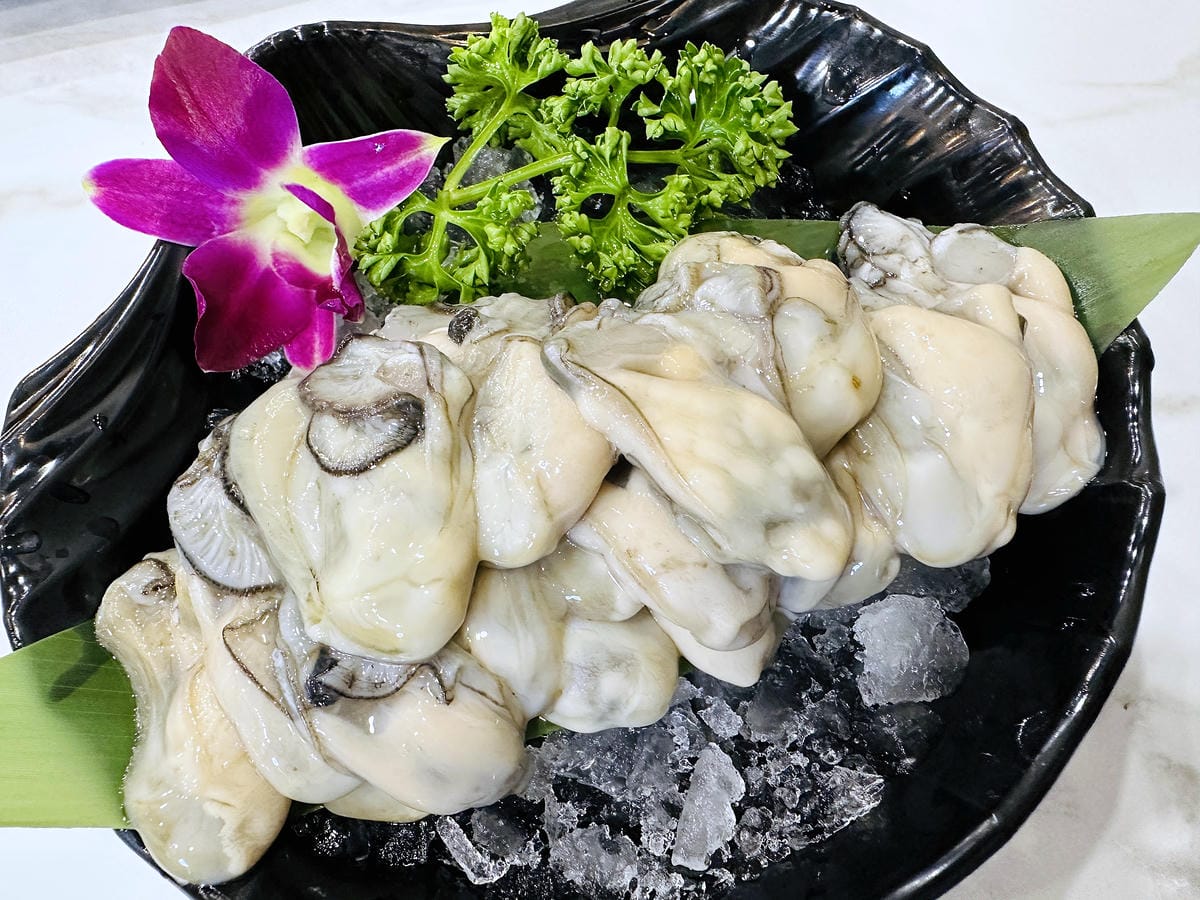 【涮金鍋】桃園火鍋最新口袋必吃名單!招牌黃金雞湯鍋煮什麼都好