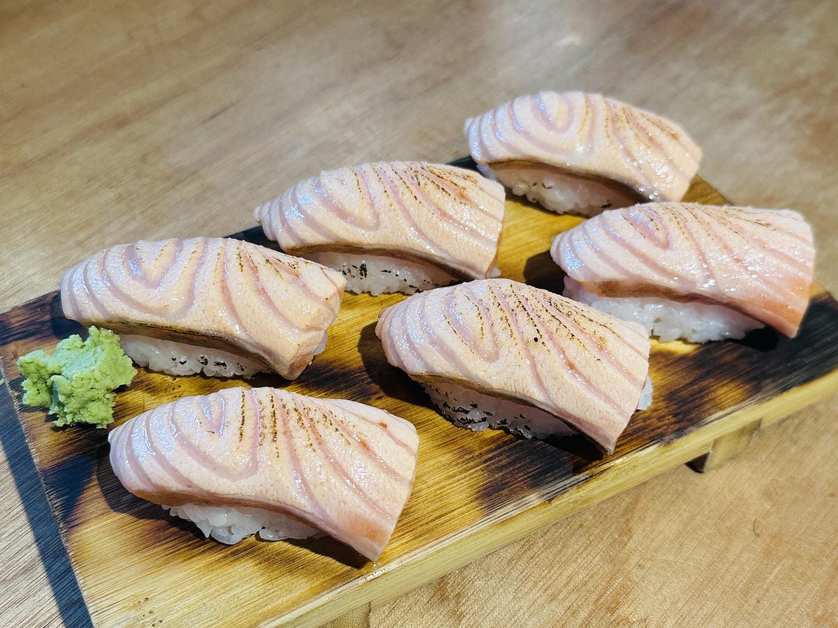 【森川丼丼大橋橫町】台中超浮誇系日式料理!必吃超狂『廣島牡蠣