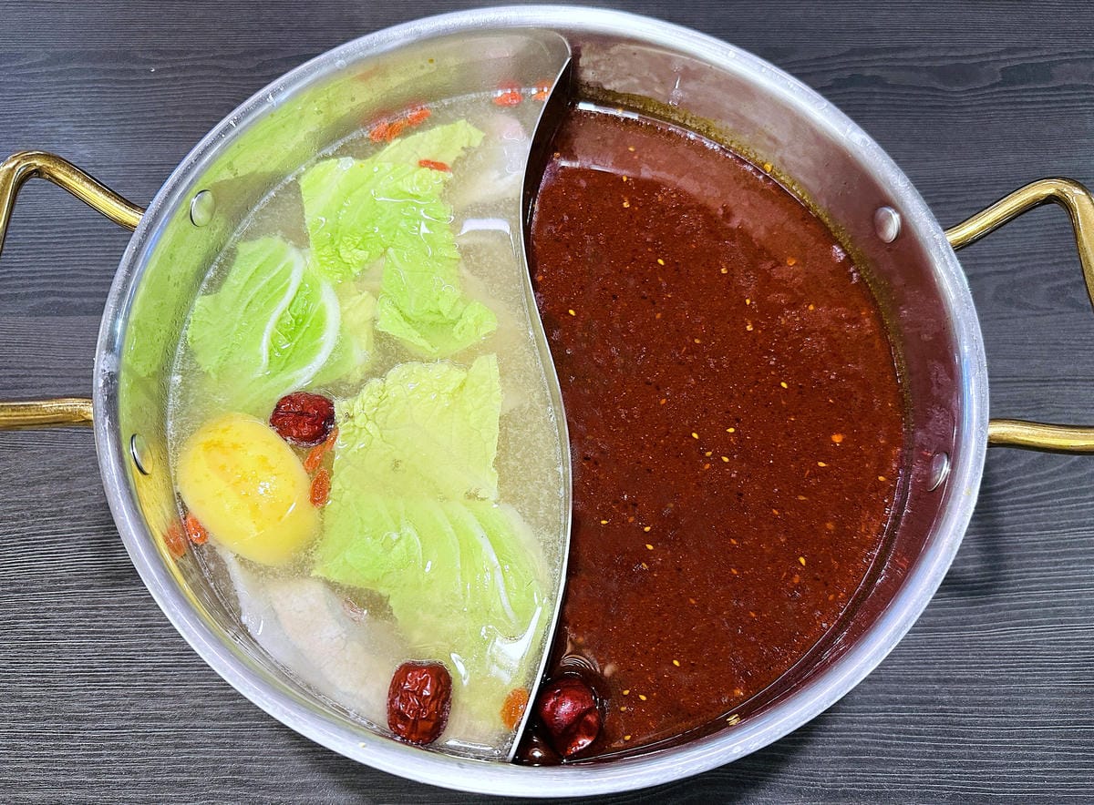 【洞豆腐】台中新品牌火鍋全新開幕!主打「東北酸菜白肉」「正川