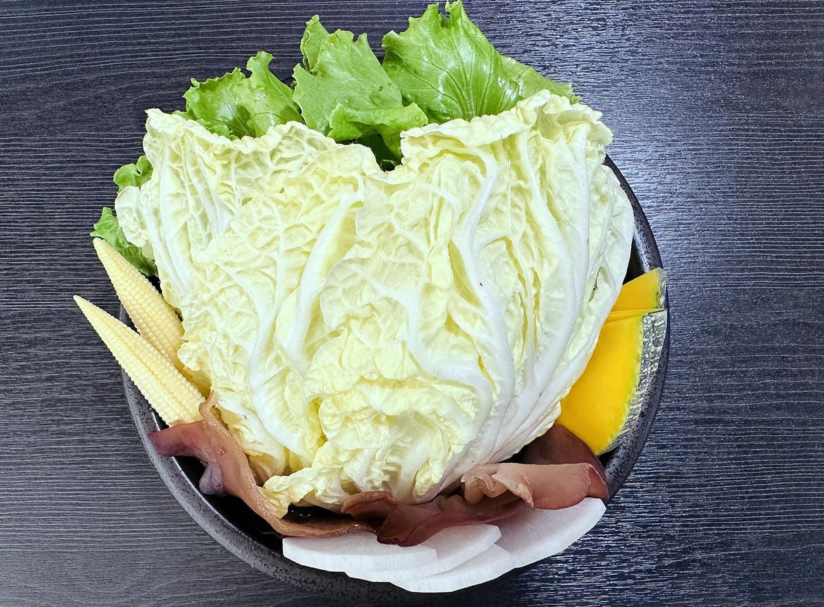 【洞豆腐】台中新品牌火鍋全新開幕!主打「東北酸菜白肉」「正川