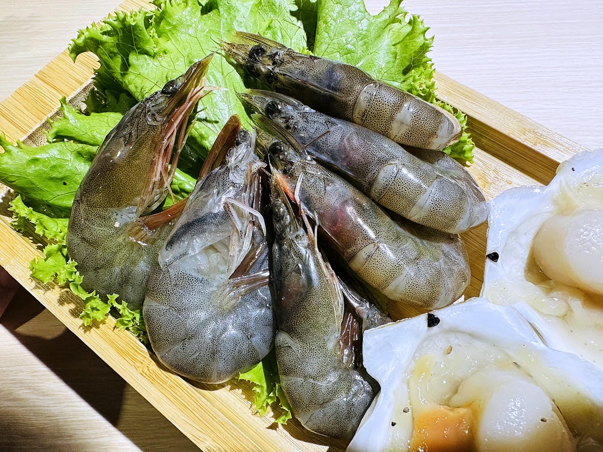 【燒桶子 韓食烤肉 桃園統領店】桃園必吃韓式料理,慶開幕送肉