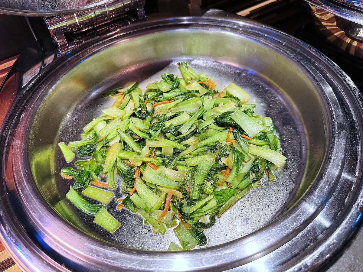 【草悟道文旅】台中西區住宿推薦!超美落地窗景觀浴缸網美房, 