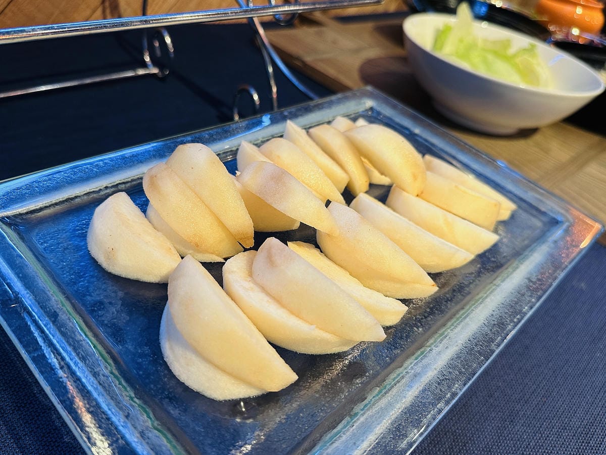 【草悟道文旅】台中西區住宿推薦!超美落地窗景觀浴缸網美房, 