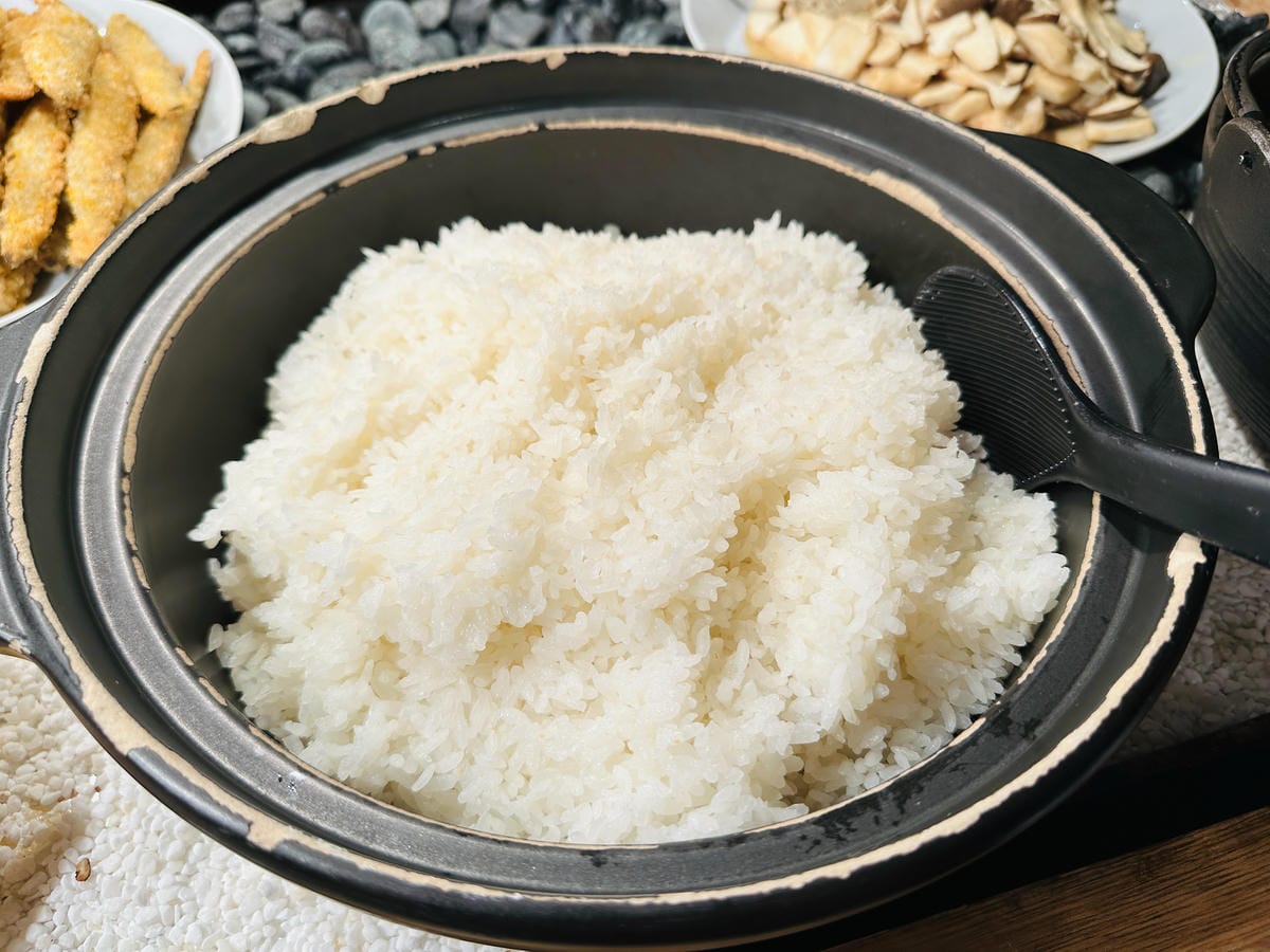 【蟬說:山中靜靜】台中酒桶山豪華秋冬露營,桂花弄帳篷區絕美景