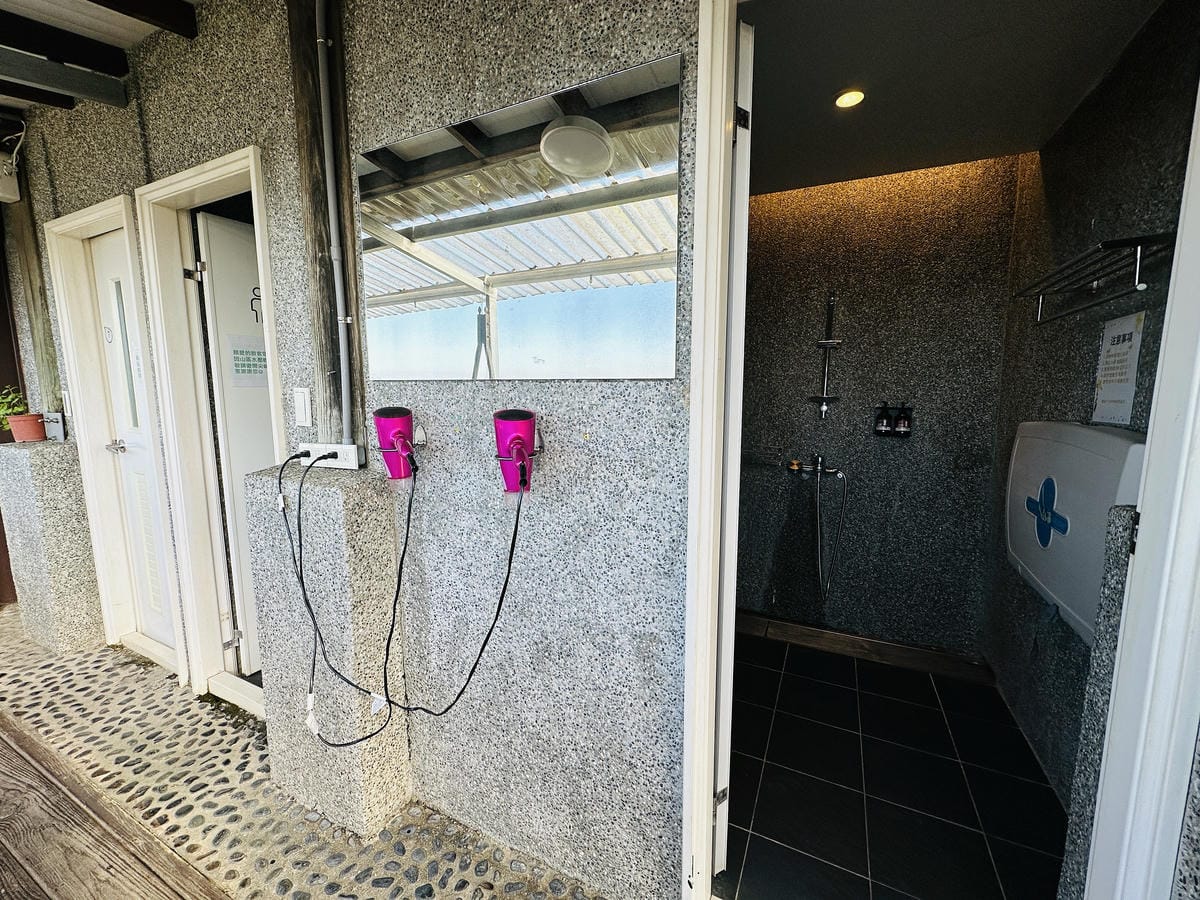 【蟬說:山中靜靜】台中酒桶山豪華秋冬露營,桂花弄帳篷區絕美景