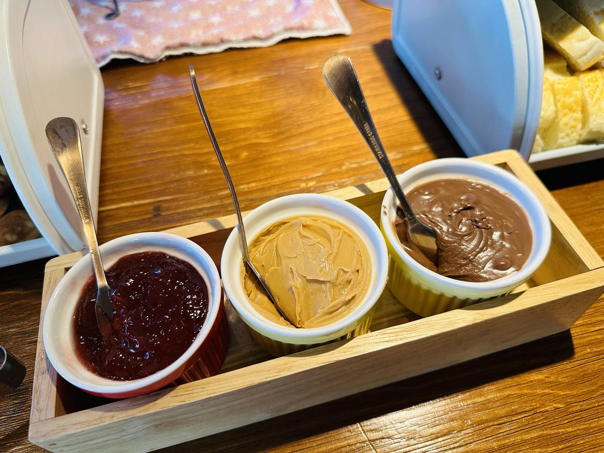 【蟬說:山中靜靜】台中酒桶山豪華秋冬露營,桂花弄帳篷區絕美景