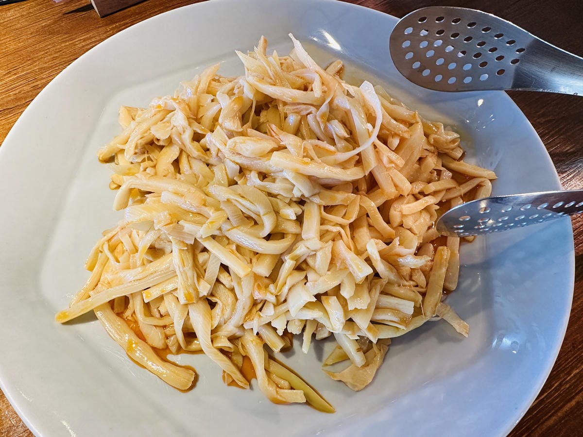 【蟬說:山中靜靜】台中酒桶山豪華秋冬露營,桂花弄帳篷區絕美景