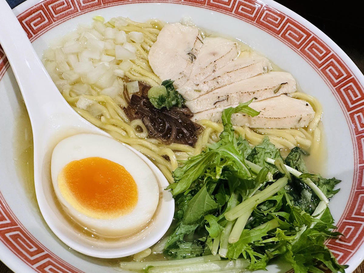 【麵試十一次 錦州店】台北中山區麵館推薦!招牌「鹽味黃金雞湯