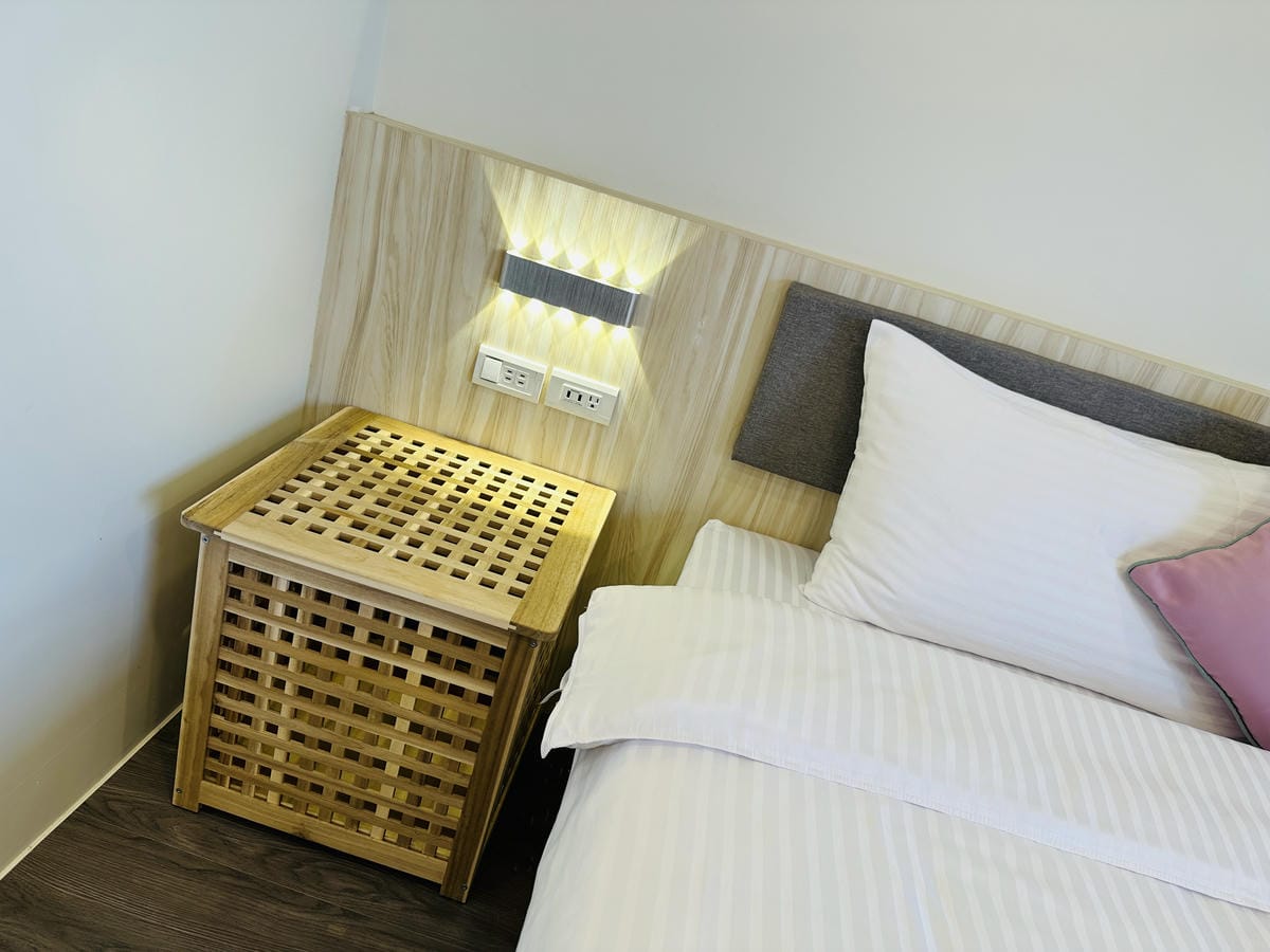 【鄉聚冬山】宜蘭包棟民宿推薦!大坪數超Chill田野景觀房,