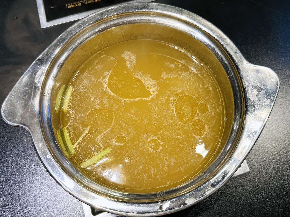 【潮派 宜蘭站前金東店】平價頂級魚翅汕頭鍋物專門,必吃原味清