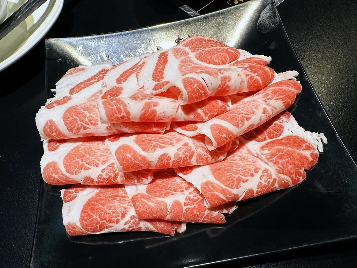 【潮派 宜蘭站前金東店】平價頂級魚翅汕頭鍋物專門,必吃原味清